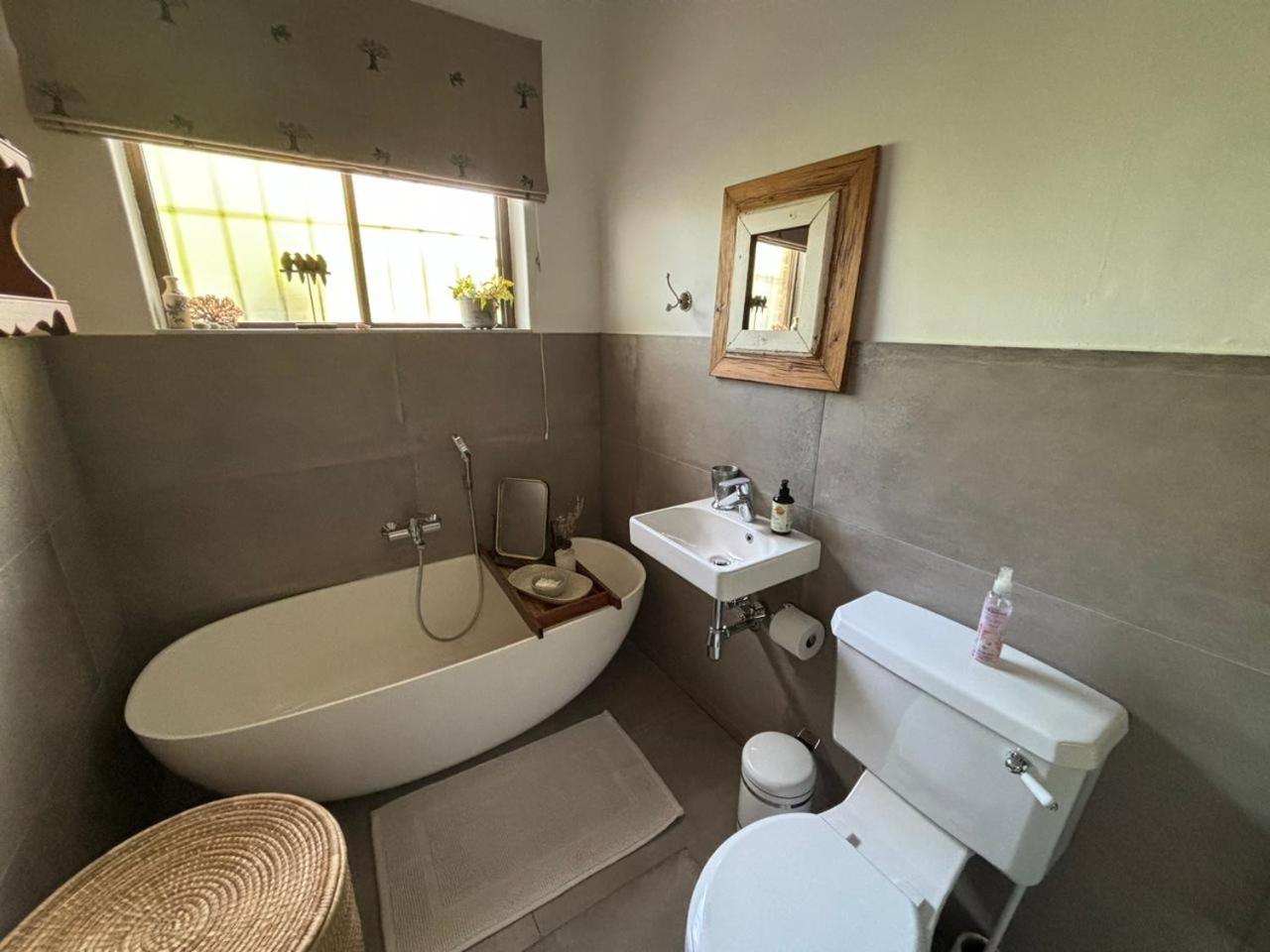 Stellenhaus Guest Cottage Stellenbosch Bagian luar foto
